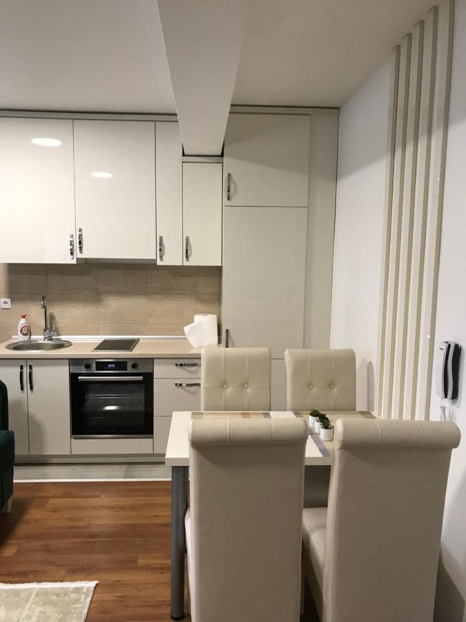 Green Apartment Novi Pazar Exterior foto